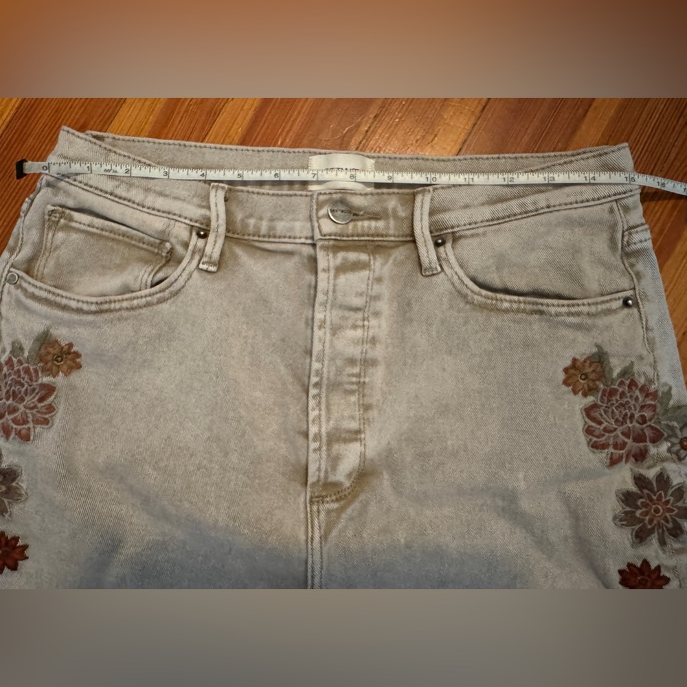 DRIFTWOOD (sold by FREE PEOPLE) Beige-ish embroidered jeans - Picture 7 of 11